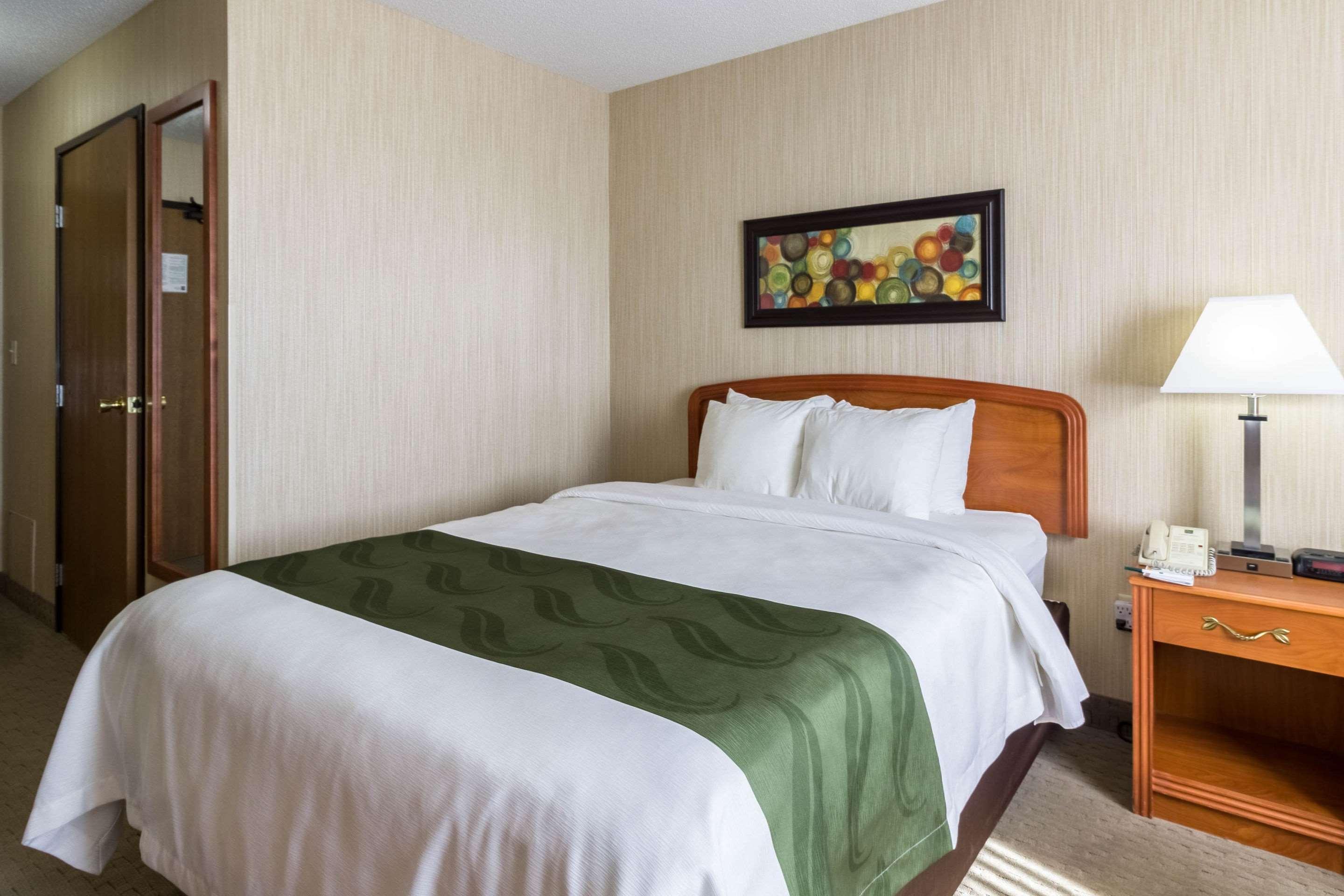 Quality Inn Marshall Mn Near University Εξωτερικό φωτογραφία