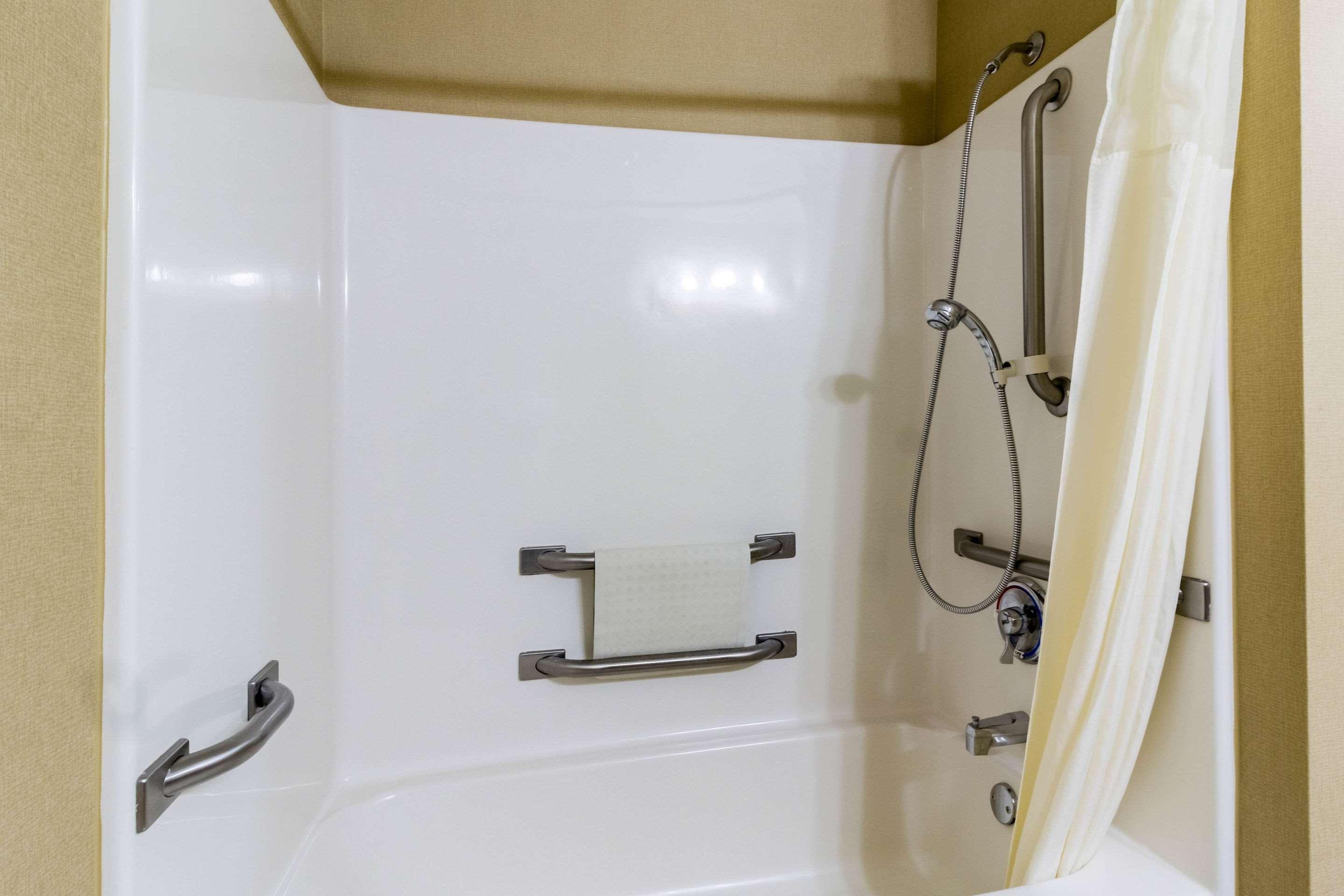Quality Inn Marshall Mn Near University Εξωτερικό φωτογραφία