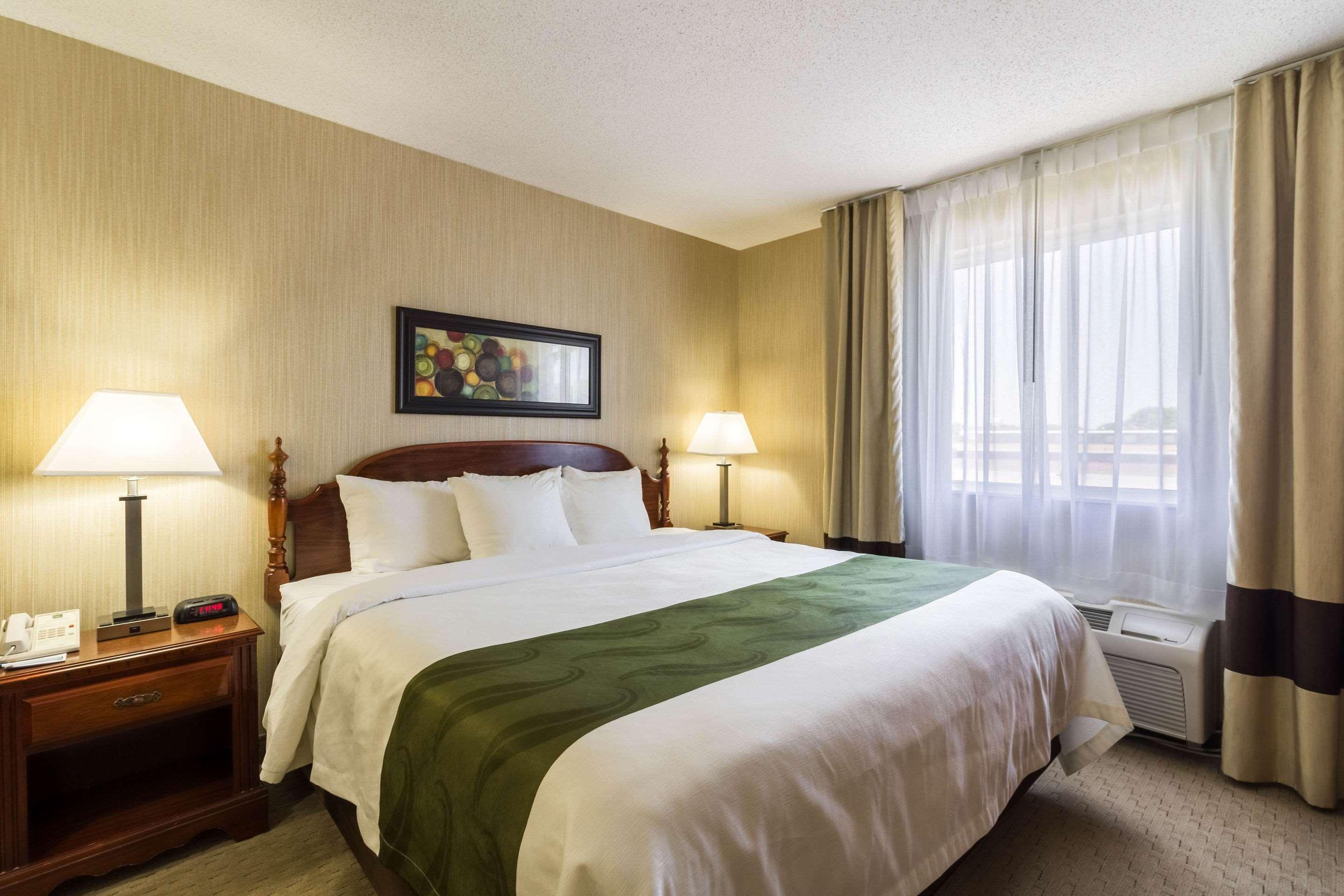 Quality Inn Marshall Mn Near University Εξωτερικό φωτογραφία