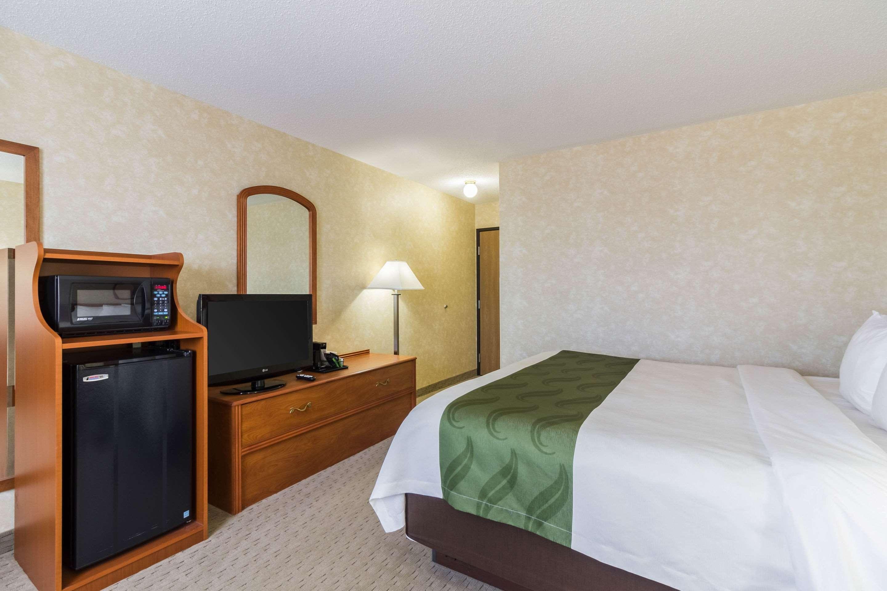 Quality Inn Marshall Mn Near University Εξωτερικό φωτογραφία