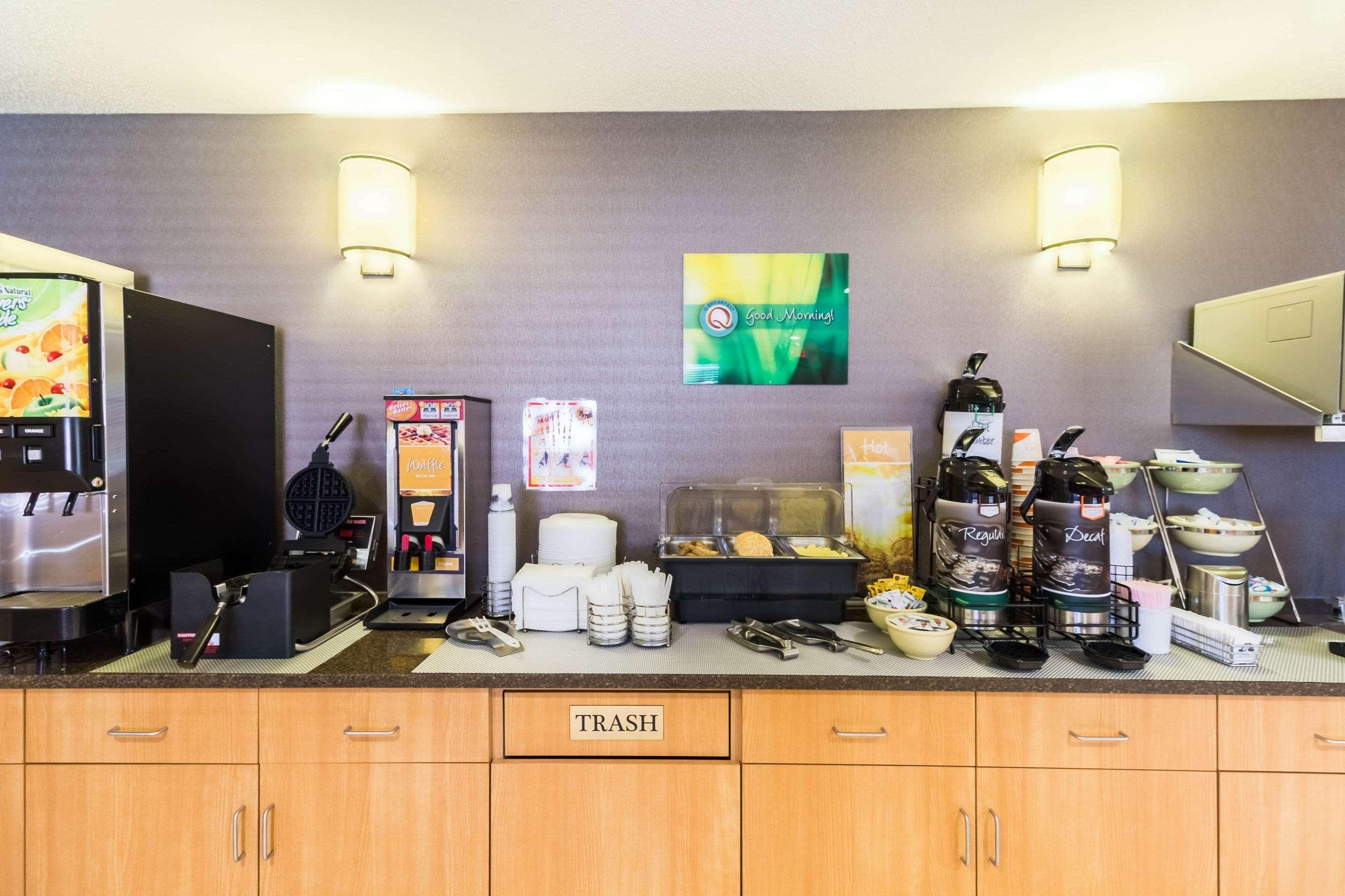 Quality Inn Marshall Mn Near University Εξωτερικό φωτογραφία