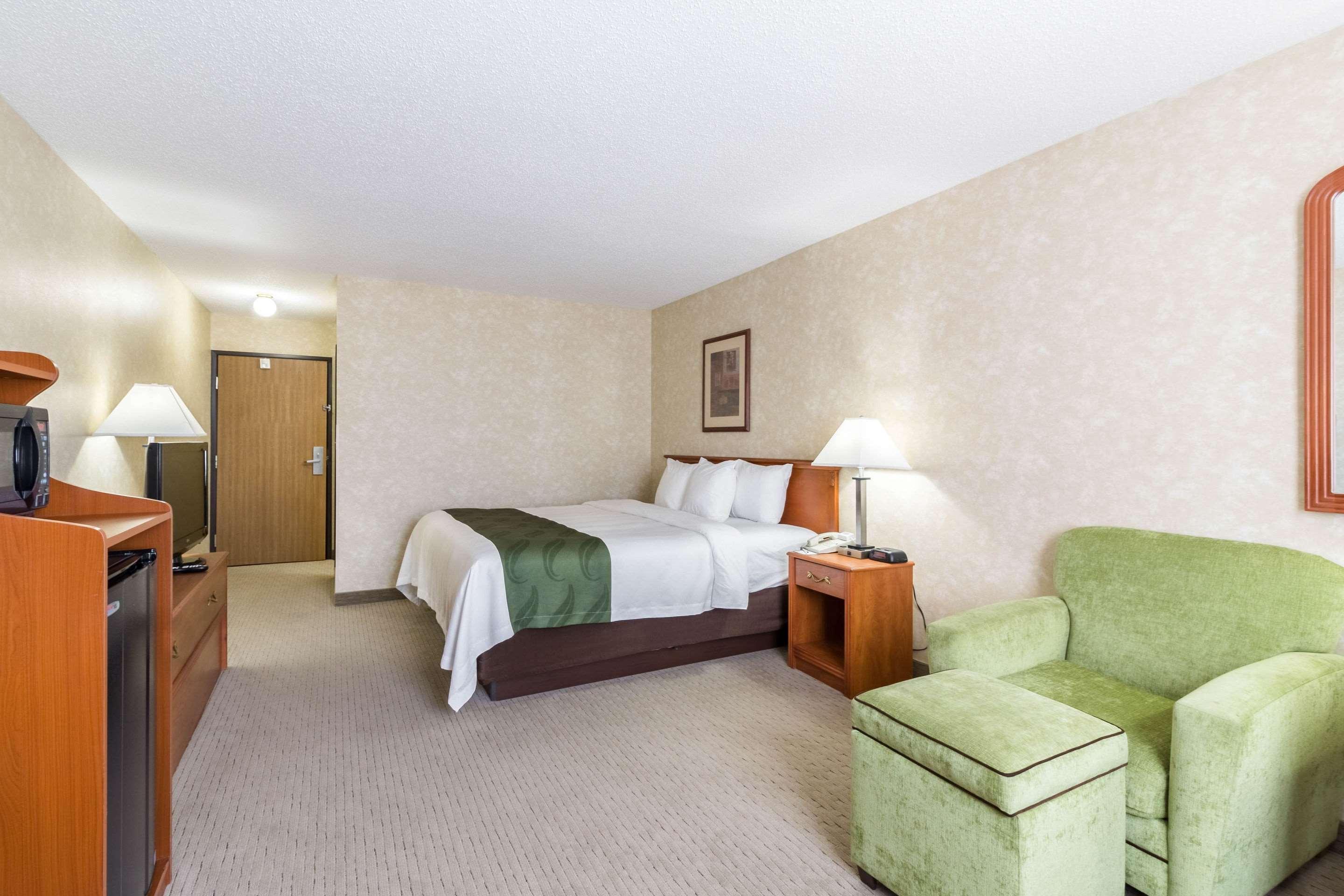 Quality Inn Marshall Mn Near University Εξωτερικό φωτογραφία