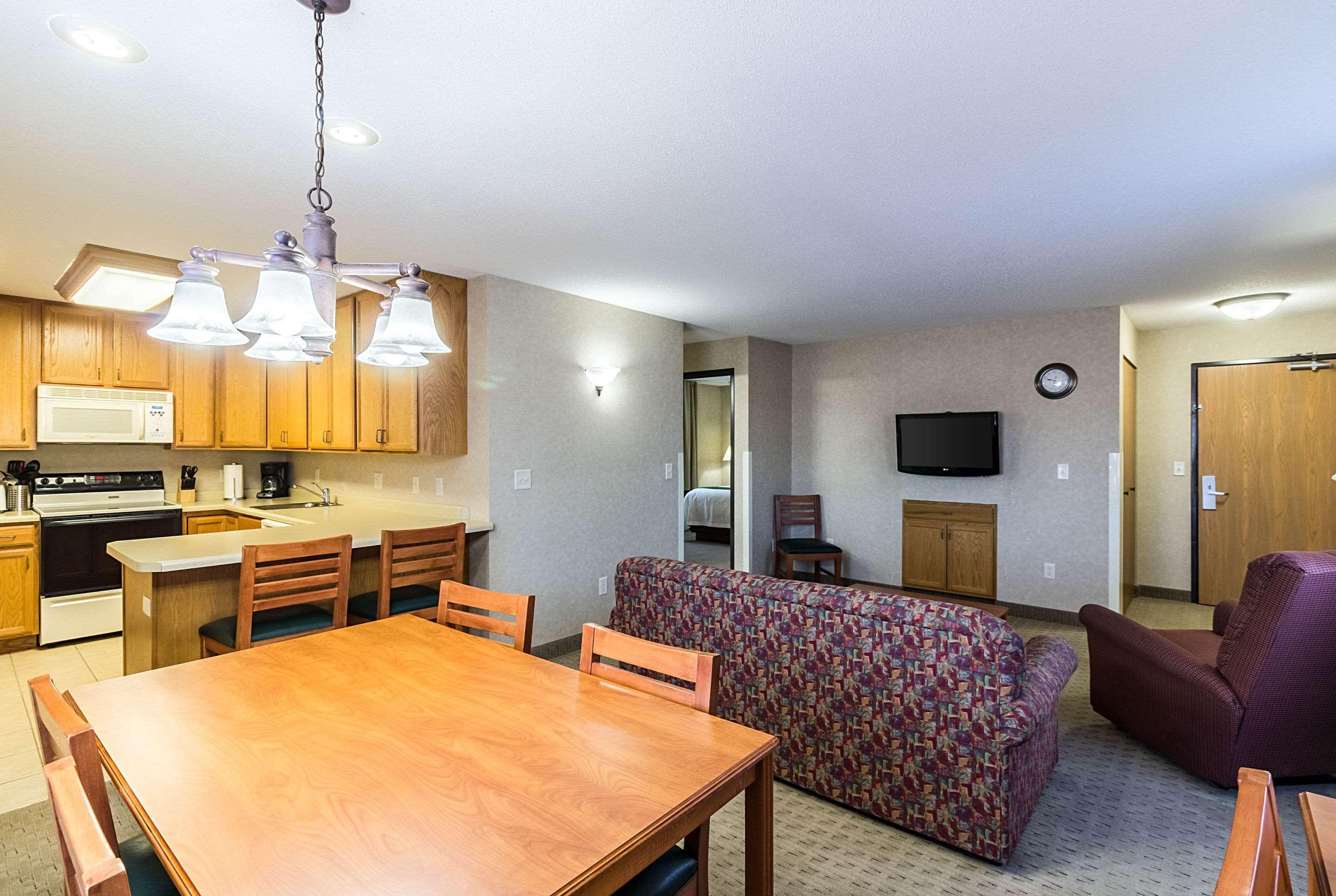 Quality Inn Marshall Mn Near University Εξωτερικό φωτογραφία