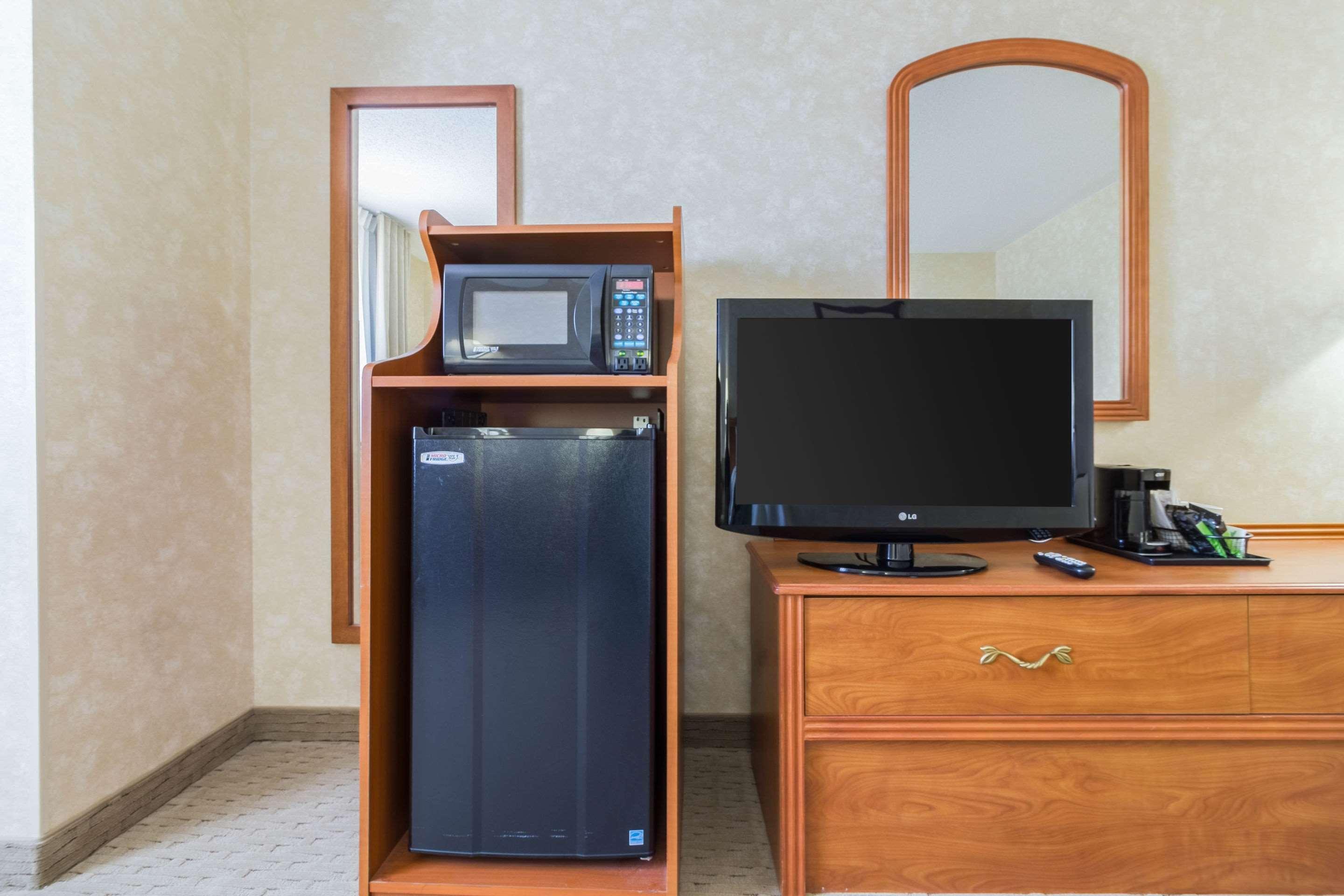 Quality Inn Marshall Mn Near University Εξωτερικό φωτογραφία