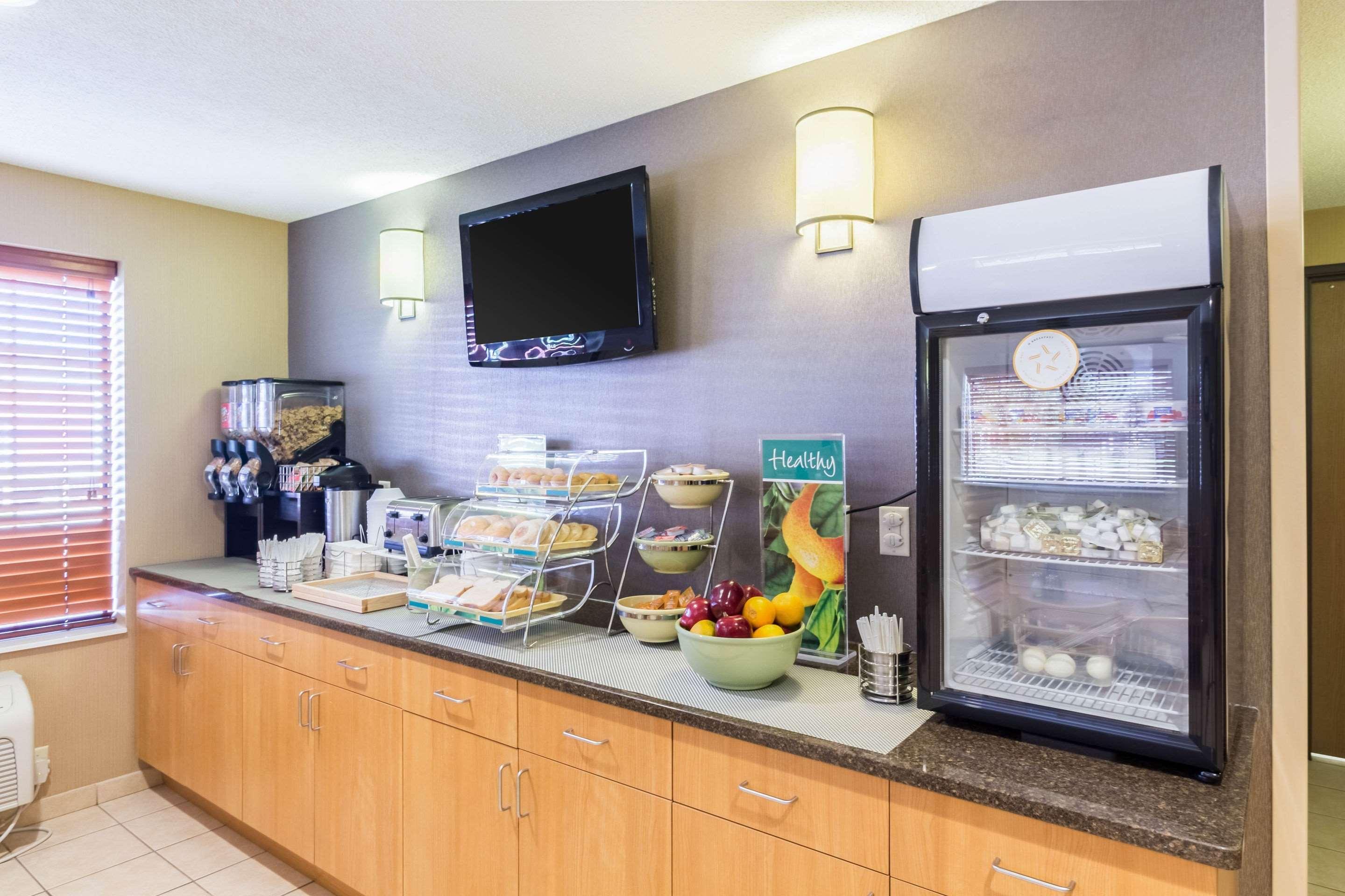 Quality Inn Marshall Mn Near University Εξωτερικό φωτογραφία